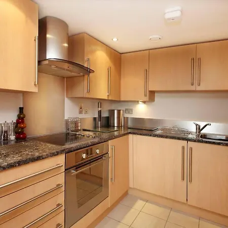 Spacious Loft Centre Apartment