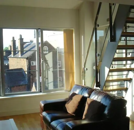 Spacious Loft Centre *